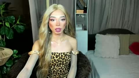 euphoric_goddess online show from June 13, 2026, 10:57 am