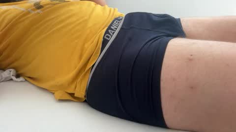 europeanboy66 online show from May 4, 2026, 7:37 am
