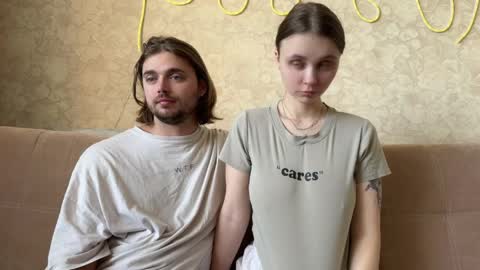 Eva Calvin online show from March 31, 2026, 4:35 am