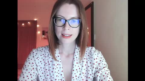 Eva online show from October 16, 2025, 7:48 pm