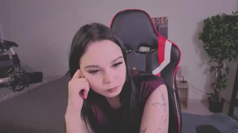 Eva  online show from February 9, 2026, 5:50 pm