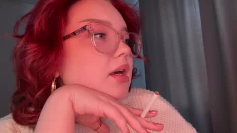 eva_kittenn online show from May 27, 2026, 4:37 pm