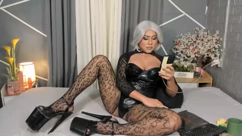 Eva online show from April 28, 2026, 11:10 pm
