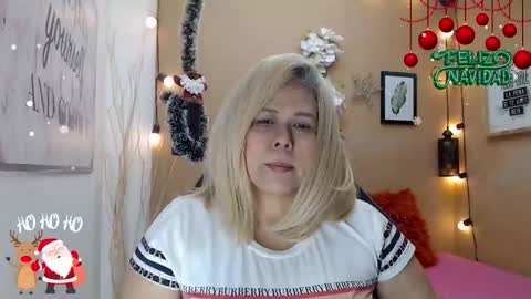 eva_love49 online show from December 19, 2025, 12:12 pm