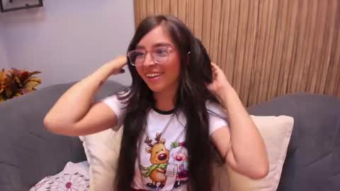 Angelinne online show from December 24, 2024, 4:00 am