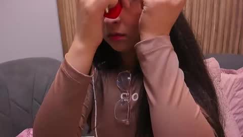 Angelinne online show from January 30, 2025, 3:11 am