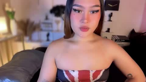 Queen Eva Mazikeen online show from March 12, 2026, 9:32 pm