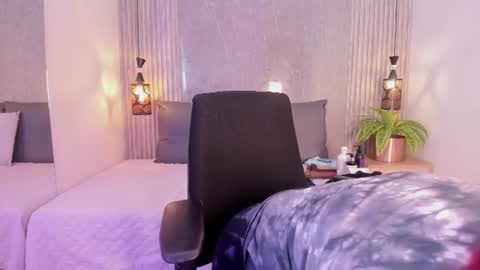 Snapshot of eva_milfxxx chatting on June 14, 2026, 1:25 am eva online show from June 14, 2026, 1:25 am