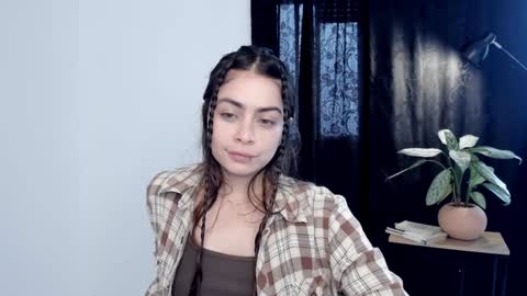 Snapshot of eva_monn chatting on December 17, 2024, 3:06 pm eva_monn online show from December 17, 2024, 3:06 pm