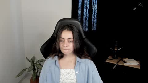 Snapshot of eva_monn chatting on December 28, 2024, 9:40 pm eva_monn online show from December 28, 2024, 9:40 pm