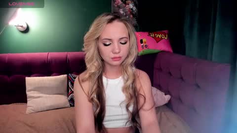 Snapshot of eva_moran chatting on February 6, 2025, 5:03 am Eva 3 online show from February 6, 2025, 5:03 am