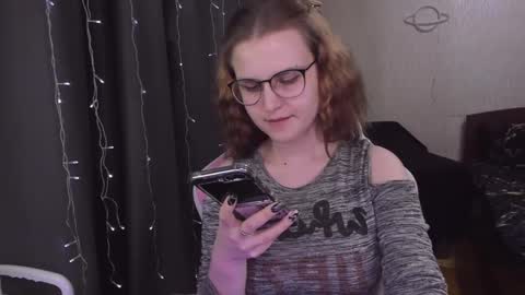 Eva online show from March 12, 2025, 3:29 pm