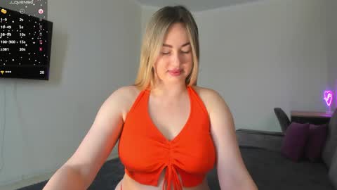 Snapshot of eva_rose7 chatting on April 20, 2026, 9:01 am Eva online show from April 20, 2026, 9:01 am
