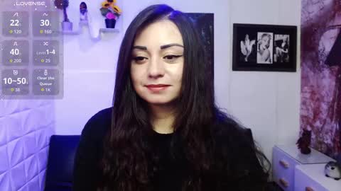 Eva online show from November 8, 2025, 3:12 pm