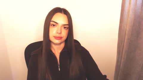 Eva online show from December 2, 2025, 12:32 pm