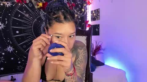 Eva  online show from December 14, 2025, 8:41 am