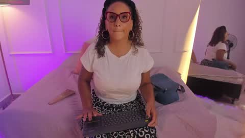  Eva  online show from April 29, 2026, 8:15 pm