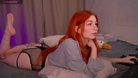 Snapshot of evaa_moonn_ chatting on December 4, 2024, 2:53 am Eva online show from December 4, 2024, 2:53 am