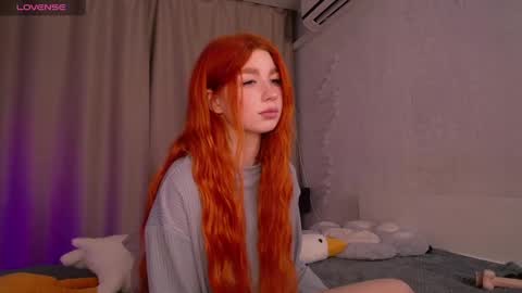 Snapshot of evaa_moonn_ chatting on December 4, 2024, 6:00 am Eva online show from December 4, 2024, 6:00 am