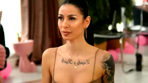 Eva  online show from April 14, 2026, 9:15 am