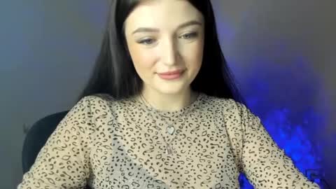 Eva online show from February 3, 2025, 3:17 pm