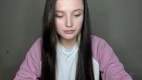 Eva online show from September 28, 2025, 7:08 pm