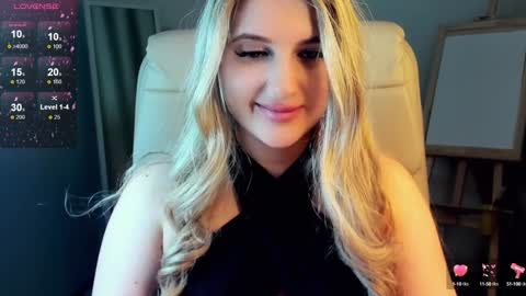 Eva  online show from February 3, 2025, 7:00 pm