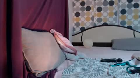 Snapshot of evacrisxxx chatting on October 11, 2025, 2:11 am hornycrissyyourlove online show from October 11, 2025, 2:11 am