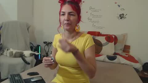 EvadesireONE online show from February 5, 2025, 2:59 pm