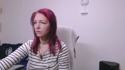 EvadesireONE online show from February 25, 2026, 10:47 am