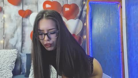 EvaGabe online show from September 16, 2025, 3:51 am