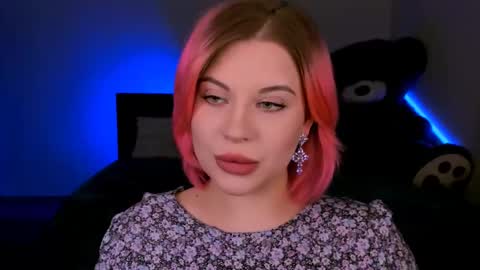 Eva online show from March 4, 2025, 8:49 pm