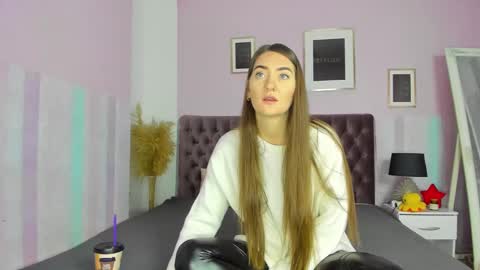 Eva online show from January 29, 2025, 5:09 am