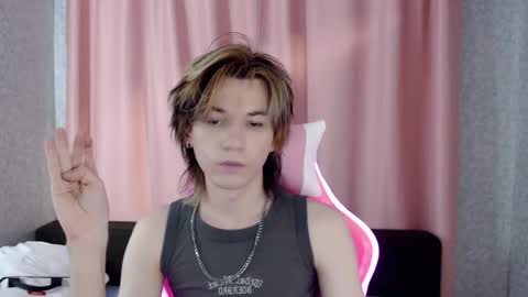 Snapshot of evan_reinhart chatting on October 3, 2025, 4:15 pm evan_reinhart online show from October 3, 2025, 4:15 pm