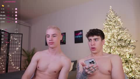 Snapshot of evan_white_ chatting on January 5, 2025, 4:16 pm evan_white_ online show from January 5, 2025, 4:16 pm