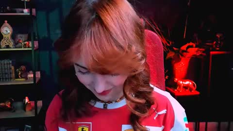 Eva  online show from February 19, 2025, 3:16 pm