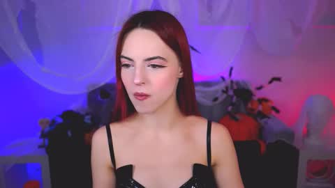 Eva  online show from October 26, 2025, 9:26 am