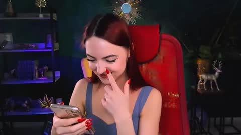 Eva  online show from November 8, 2025, 1:00 pm