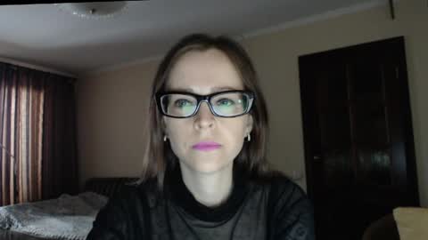 Snapshot of evangeline06 chatting on April 23, 2026, 8:57 am YourMistress online show from April 23, 2026, 8:57 am