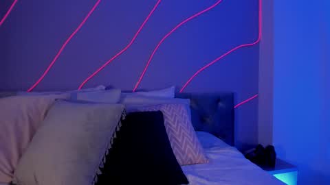 Eva online show from December 24, 2024, 2:44 pm