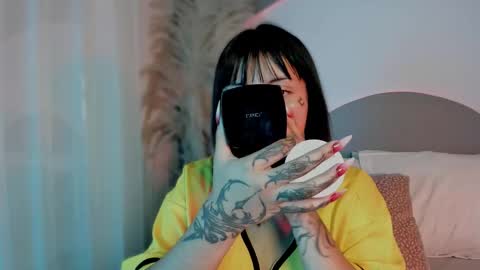 Eva online show from September 18, 2025, 12:29 pm