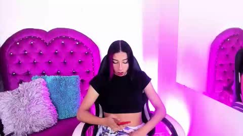 evanllelyne online show from March 12, 2026, 12:22 pm