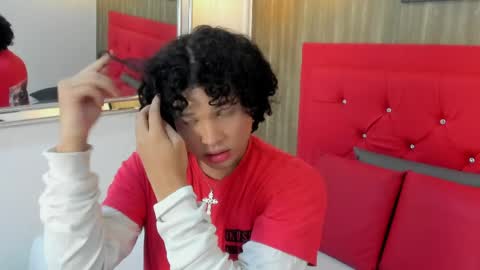 Snapshot of evannnight chatting on April 12, 2026, 3:22 am Evann online show from April 12, 2026, 3:22 am