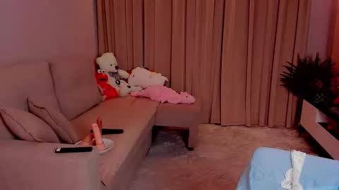 evanonsense online show from November 25, 2025, 4:18 pm