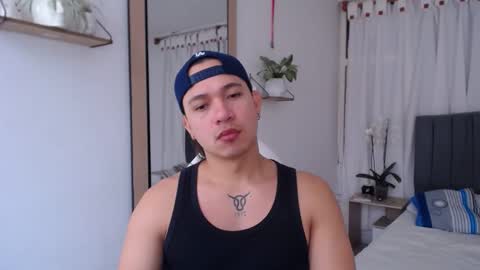 Snapshot of evans_king chatting on December 23, 2024, 3:01 pm Evan online show from December 23, 2024, 3:01 pm