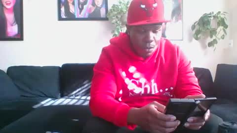 evanschris2048 online show from October 29, 2025, 9:38 pm