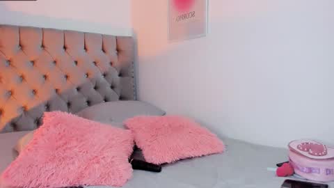 Eva Olimpo online show from November 28, 2025, 11:51 pm