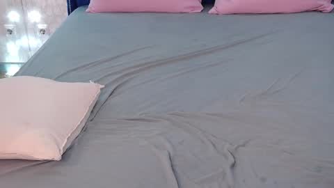 Eva online show from December 7, 2024, 12:52 am