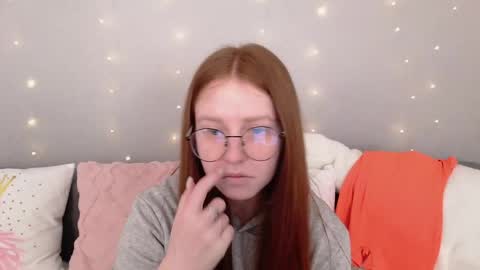 Adelina online show from May 1, 2026, 4:17 am