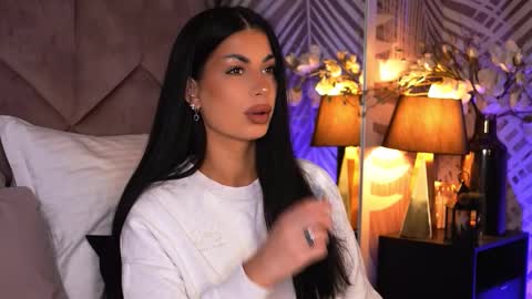 EvaRhea online show from January 16, 2026, 4:05 am